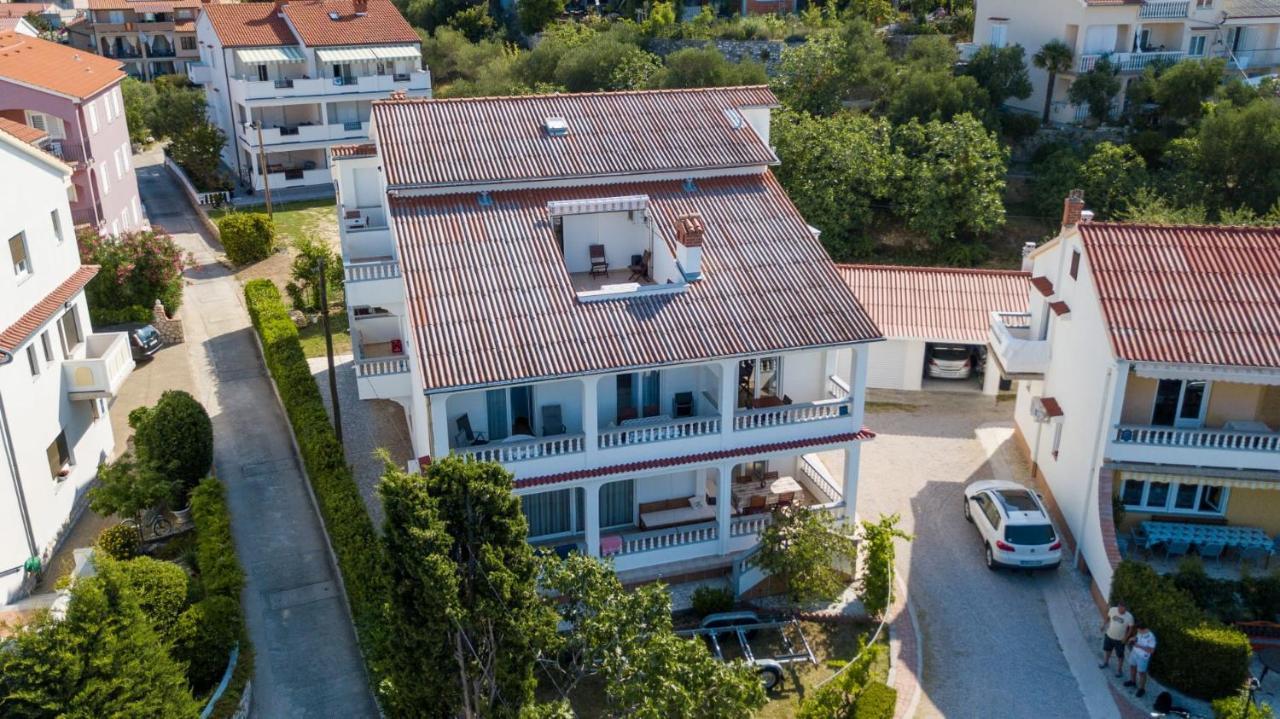 Apartmani Devcic Palit Buitenkant foto
