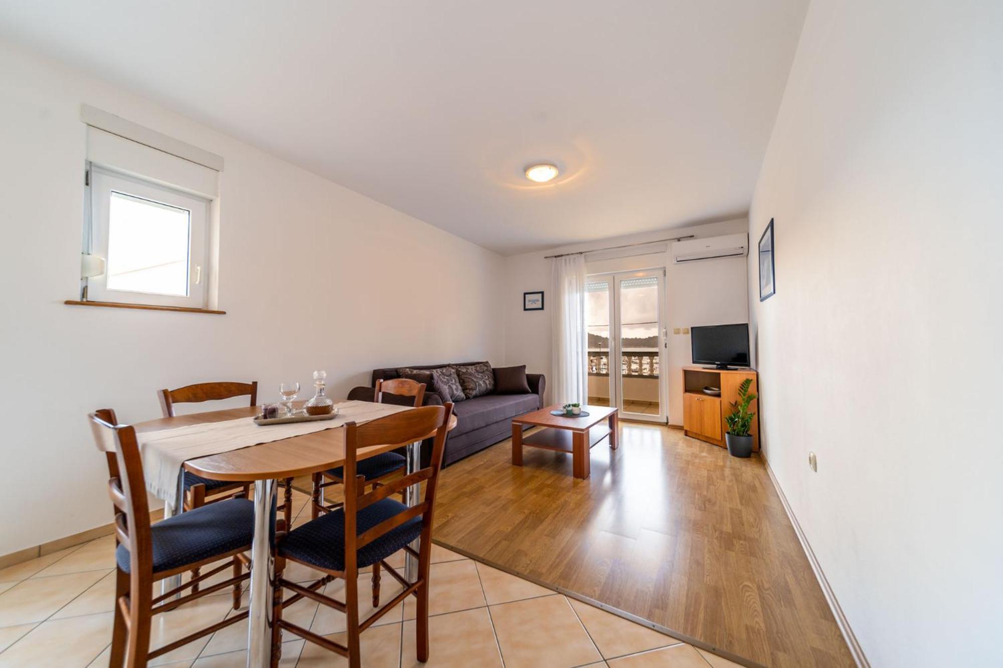 Apartmani Devcic Palit Buitenkant foto