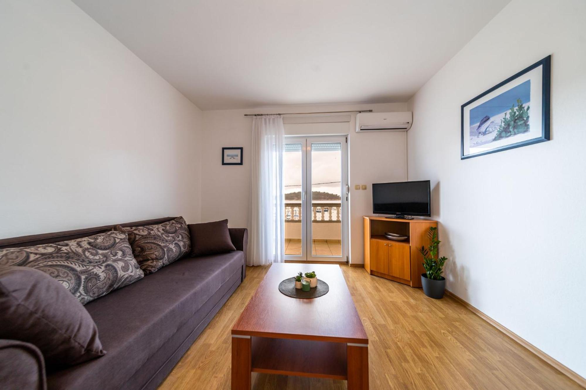 Apartmani Devcic Palit Buitenkant foto